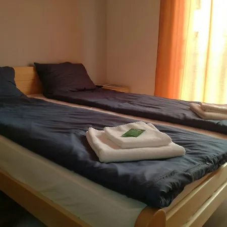 Hostel A24 Assistance